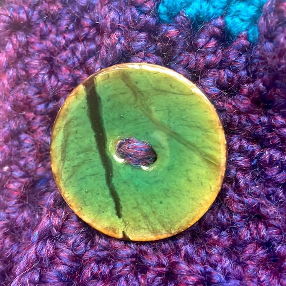 Brand new, never worn, knit collar w/ detachable floral pin. Unbelievably soft. - Picture 7 of 11